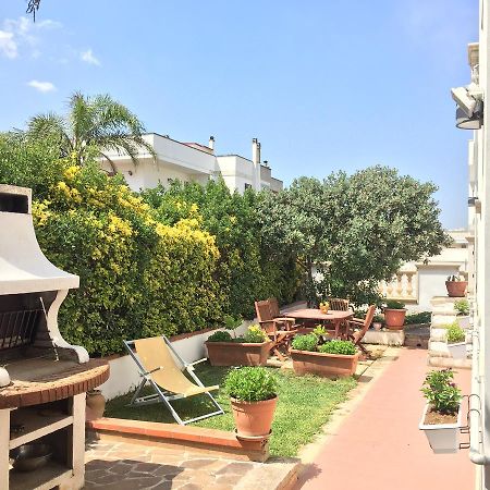 Casa Vacanza Zia Dani Castro  Esterno foto