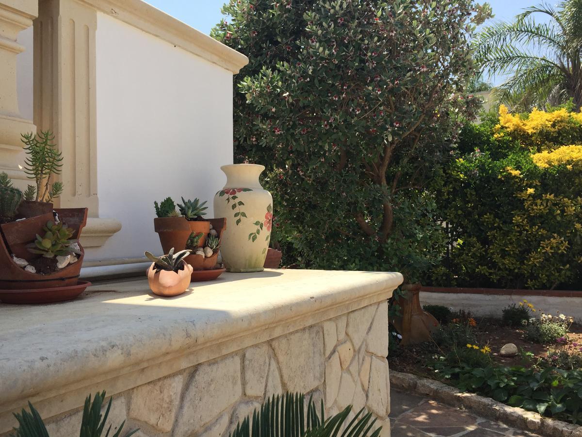 Casa Vacanza Zia Dani Castro  Esterno foto