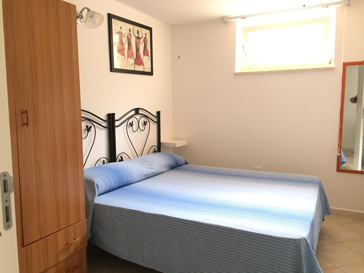 Casa Vacanza Zia Dani Castro  Esterno foto