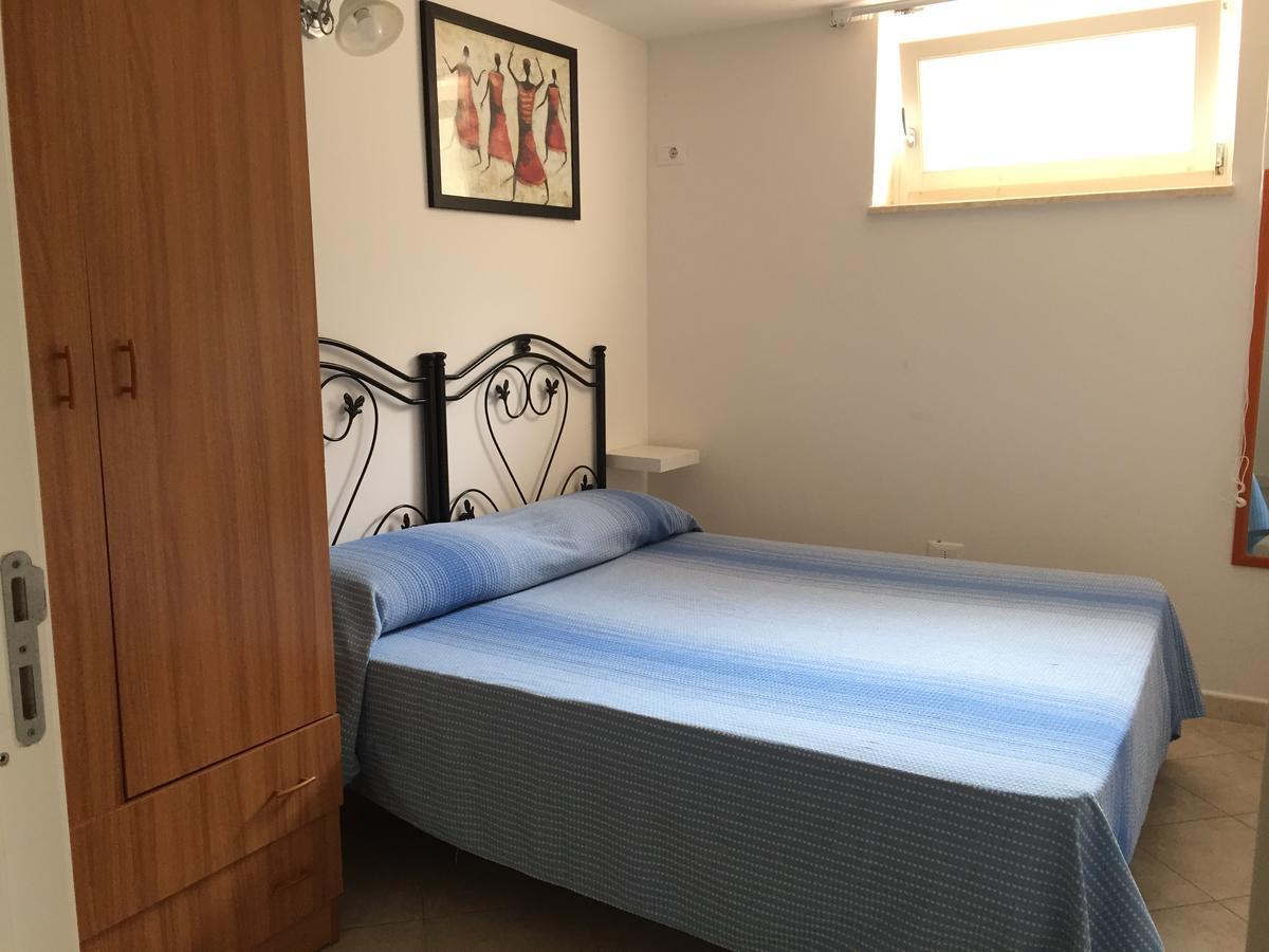 Casa Vacanza Zia Dani Castro  Esterno foto